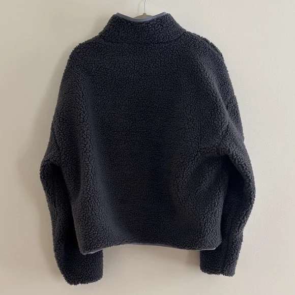 Charcoal Sherpa Jacket with Gray Accents - Picture 2 of 3